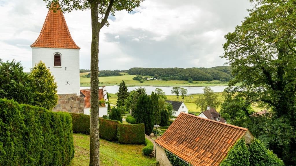 Gravlev Kirke