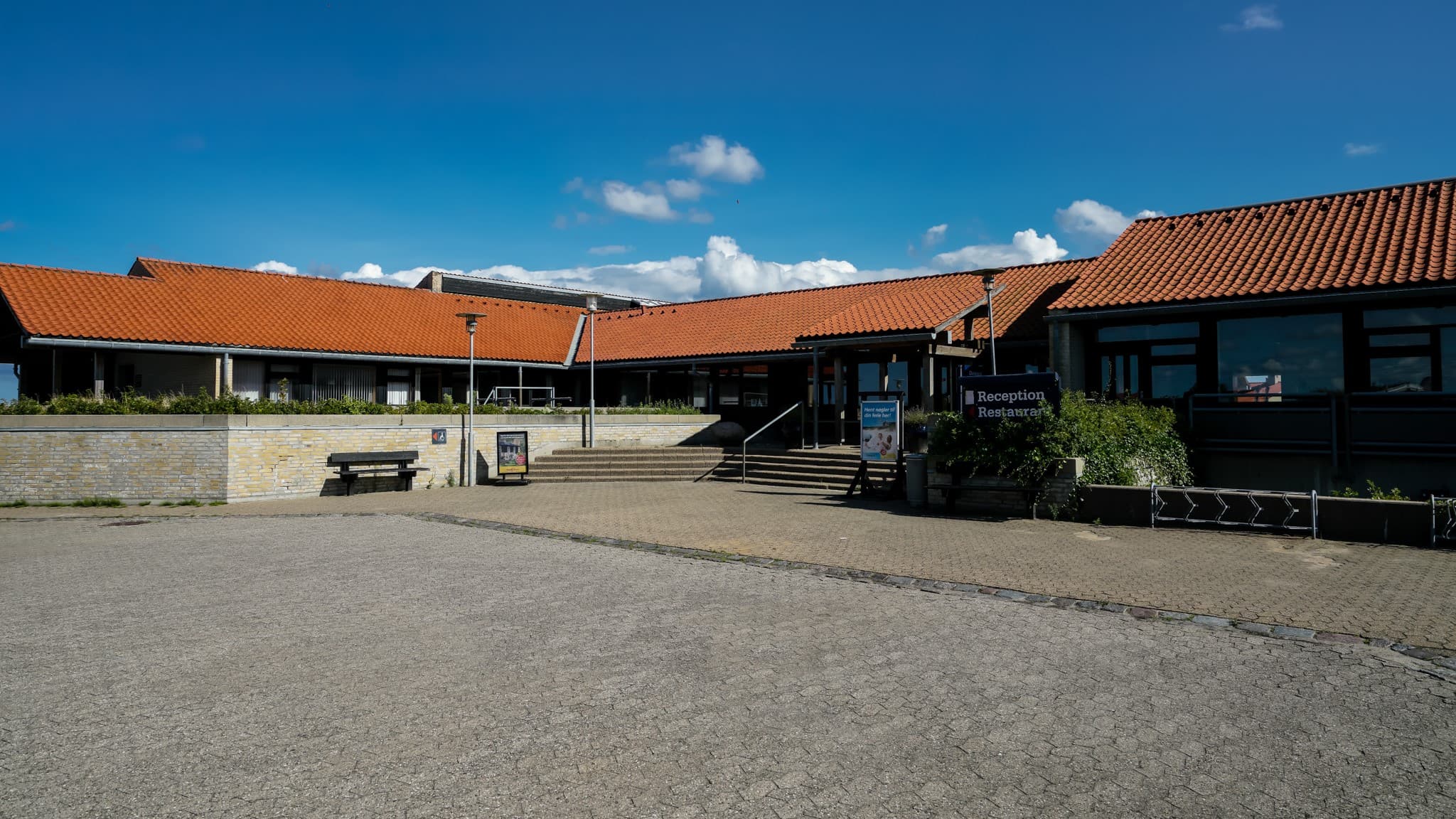 Danland Sæby Søbad - Feriecenter, Kursus og Mødested lige ud til Kattegat