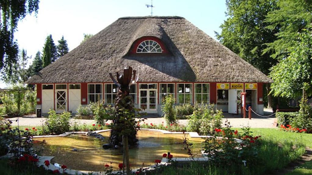 Den Jydske Rosenpark i Aalestrup