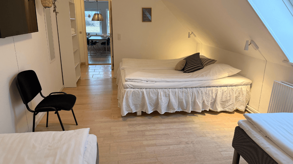 Guesthouse Hune_overnatning_værelse1